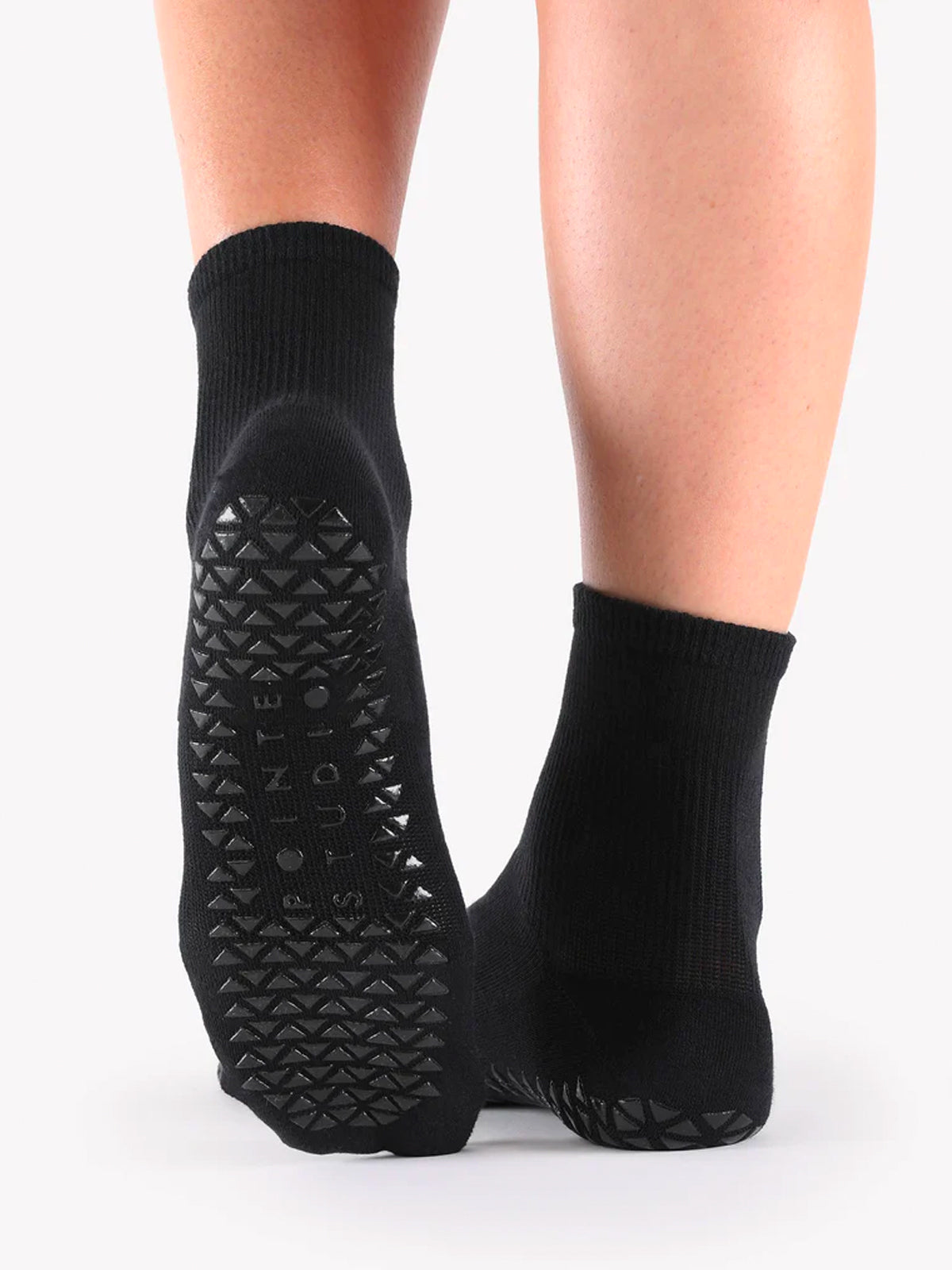 The Black Core Grip Pack