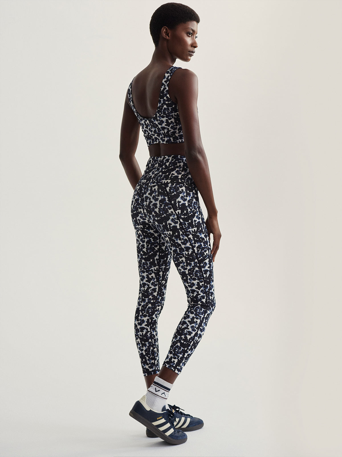 Ink Block Floral Form High 25" Leggings