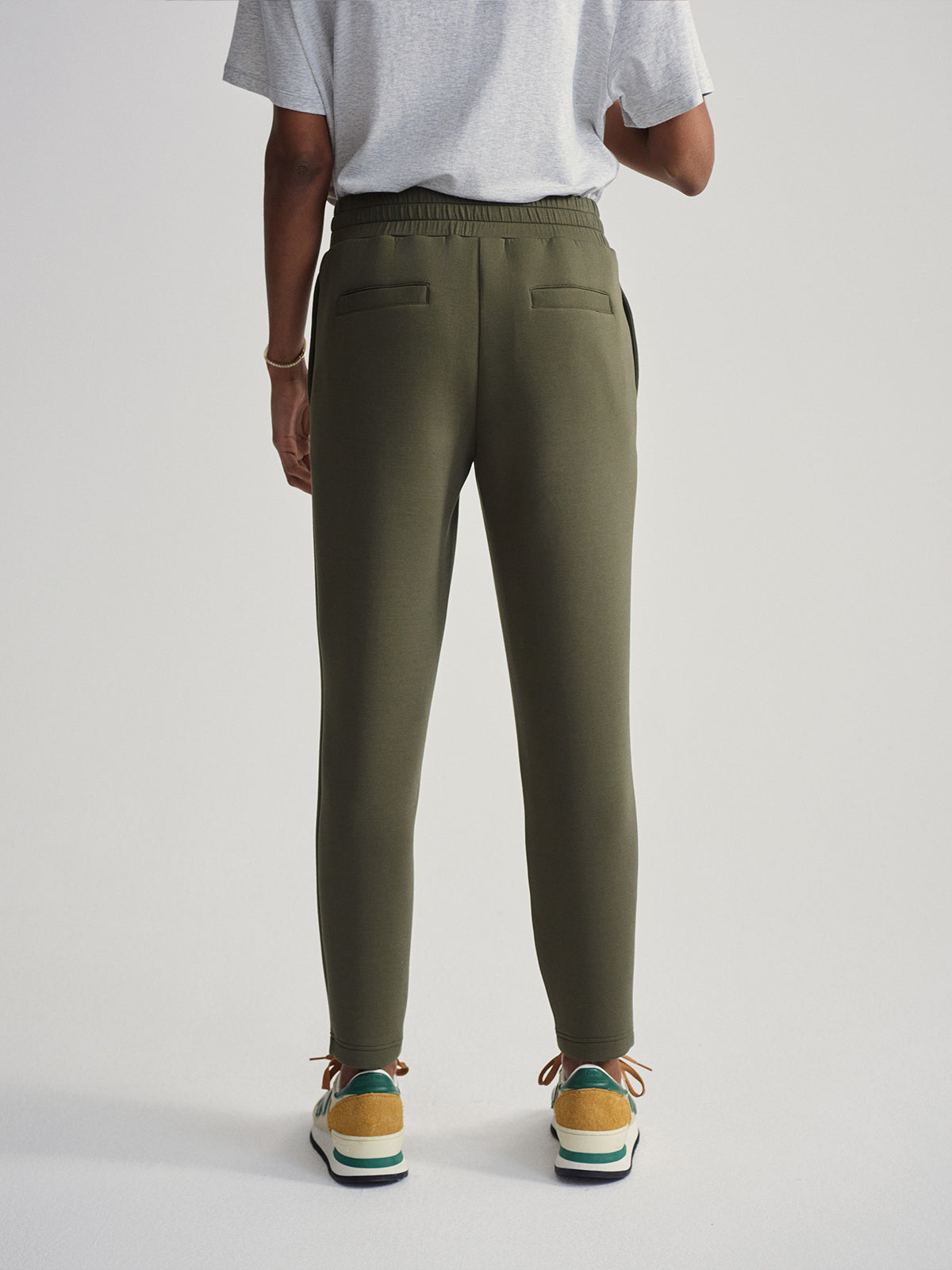 Olive Night The Slim Pant 27.5"