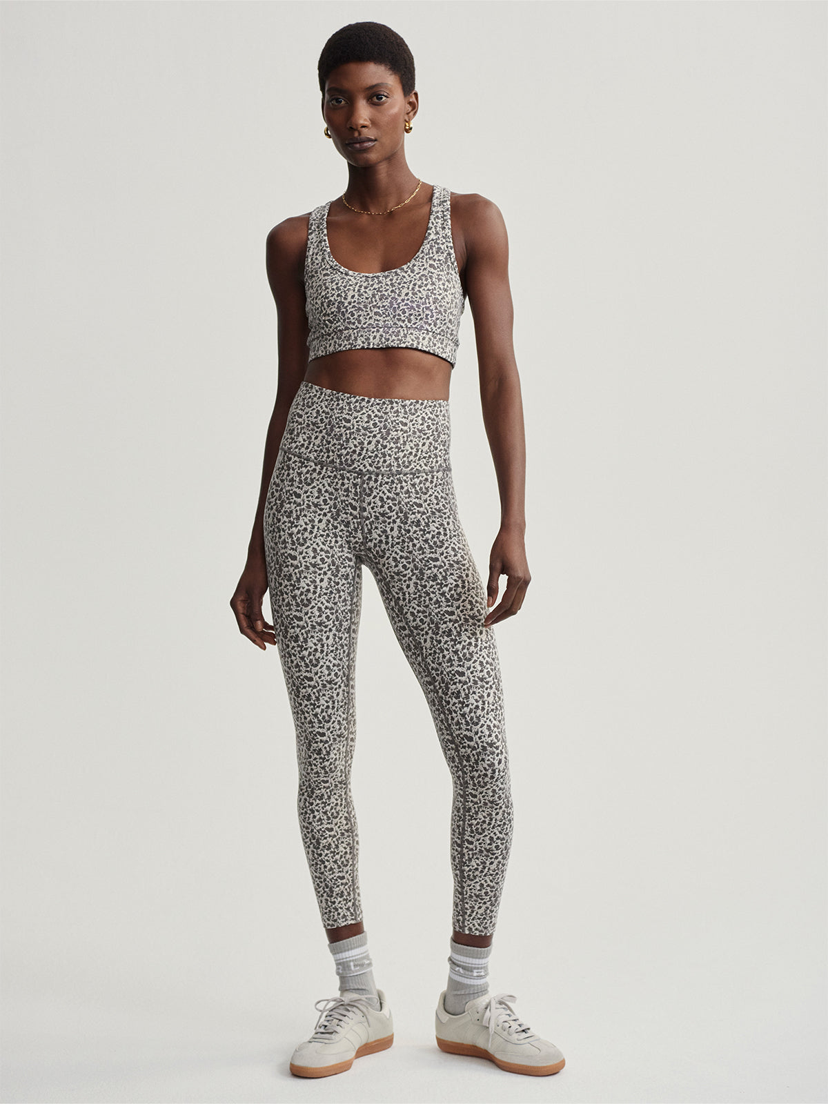 Aurora Feather Move High Rise 25" Leggings
