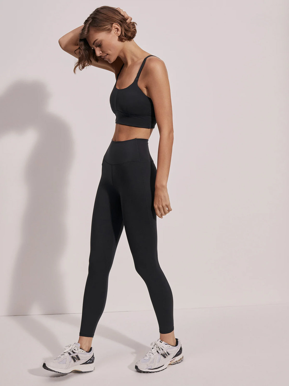 Black Shape High 25" Leggings