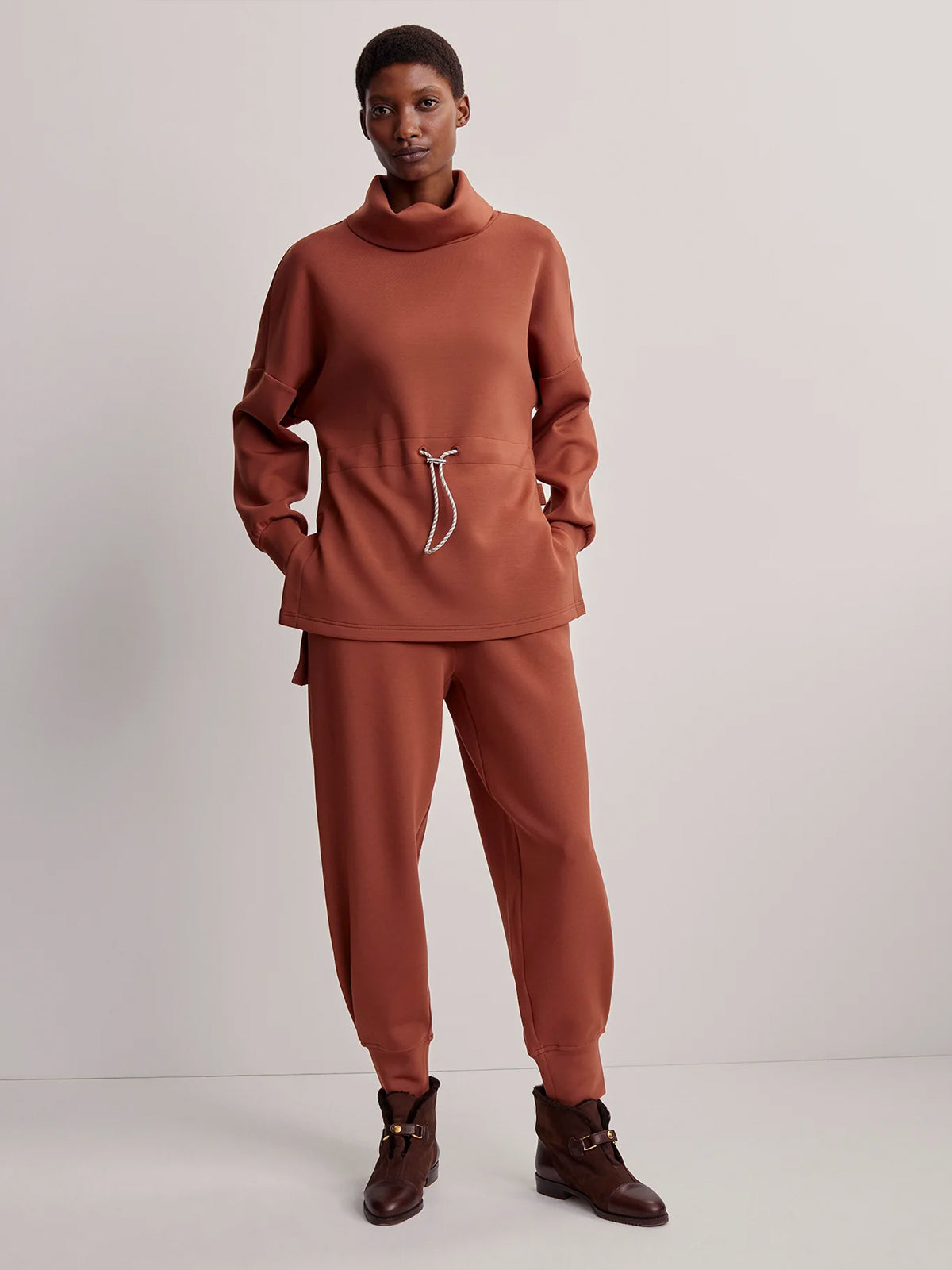 Brown Patina The Relaxed Pant 27.5"