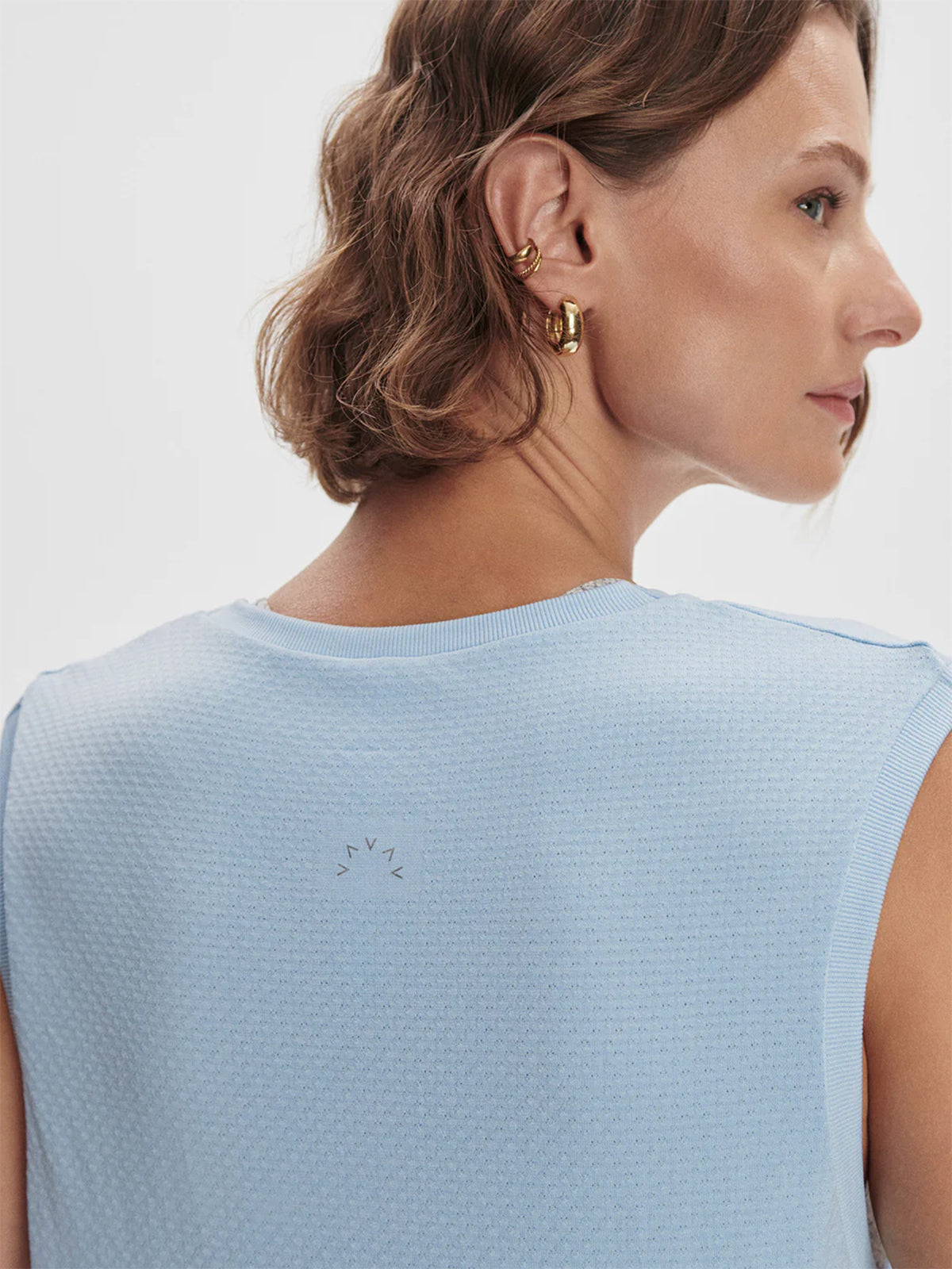 Cashmere Blue Seamless Page Cropped Tank Top