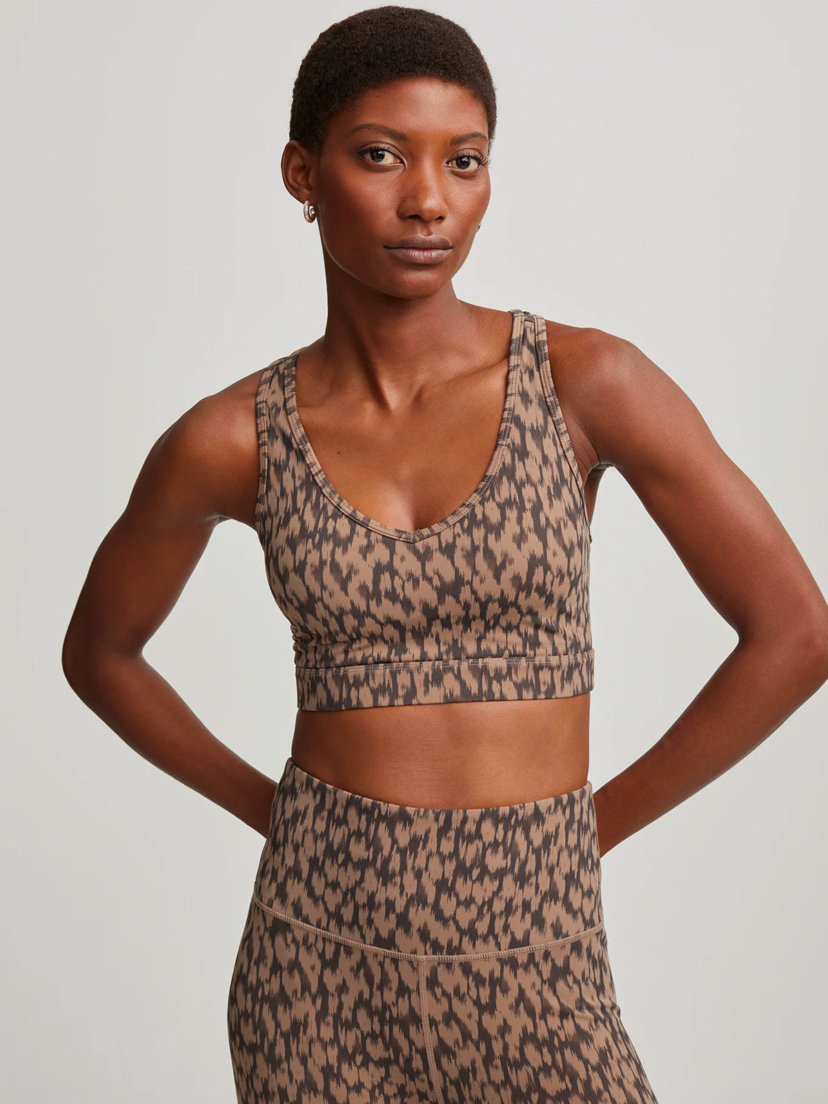 Cocoa Etched Animal Form Park Sports Bra