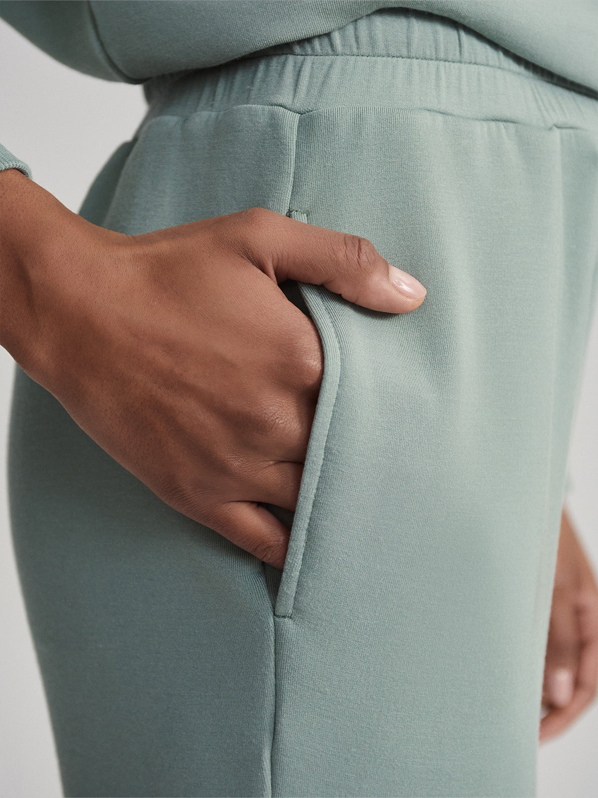Lily Pad The Slim Cuff Pant 27.5"