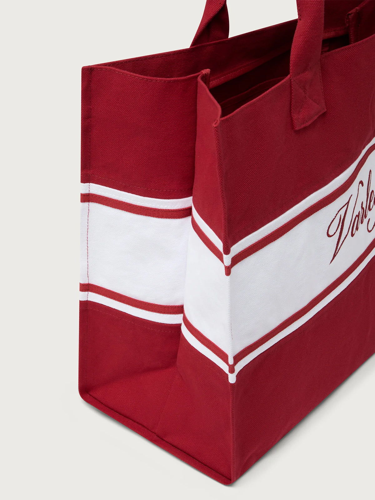 Haute Red Foeburn Market Tote Bag