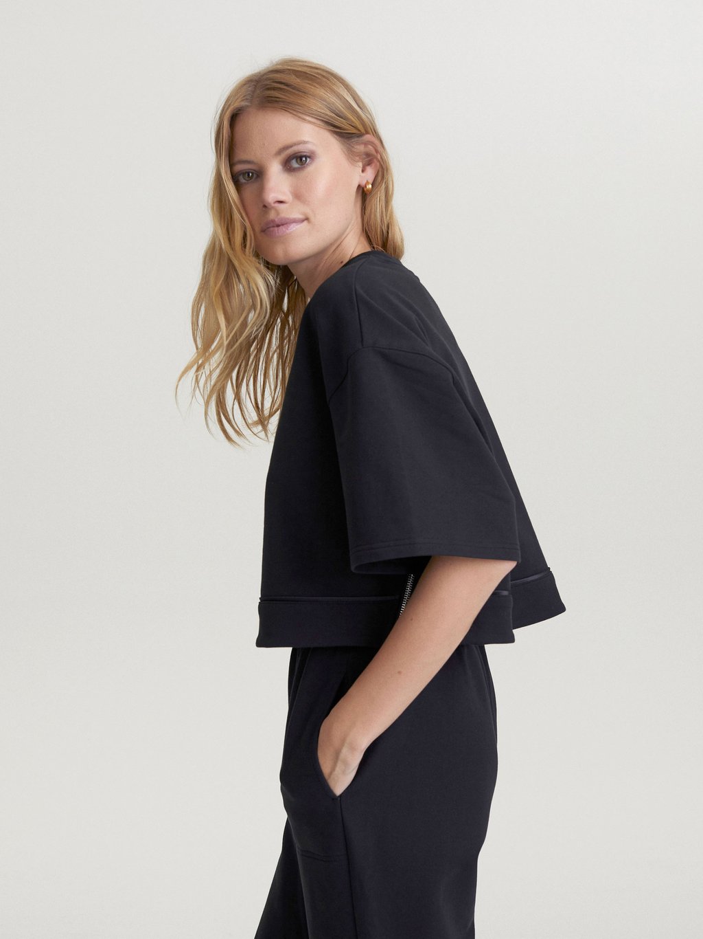Black Fenton Sweatshirt