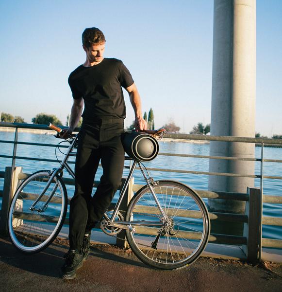 Pearl Black Loop Helmet