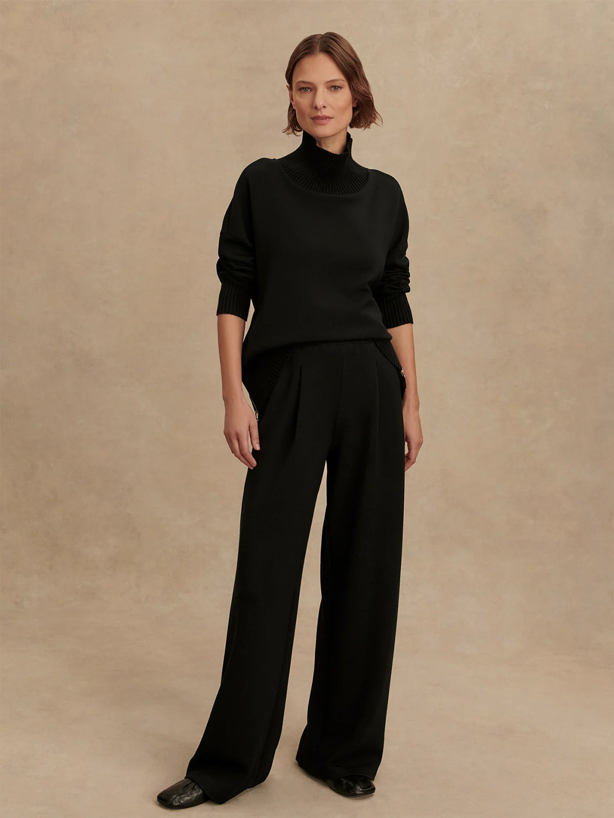 Black The Extra Wide Leg Pant 29.5&quot;