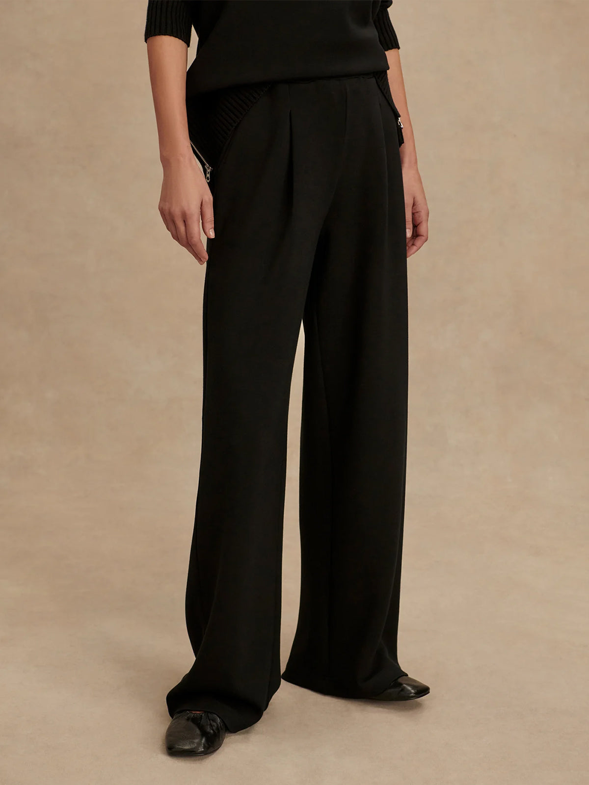 Black The Extra Wide Leg Pant 29.5&quot;