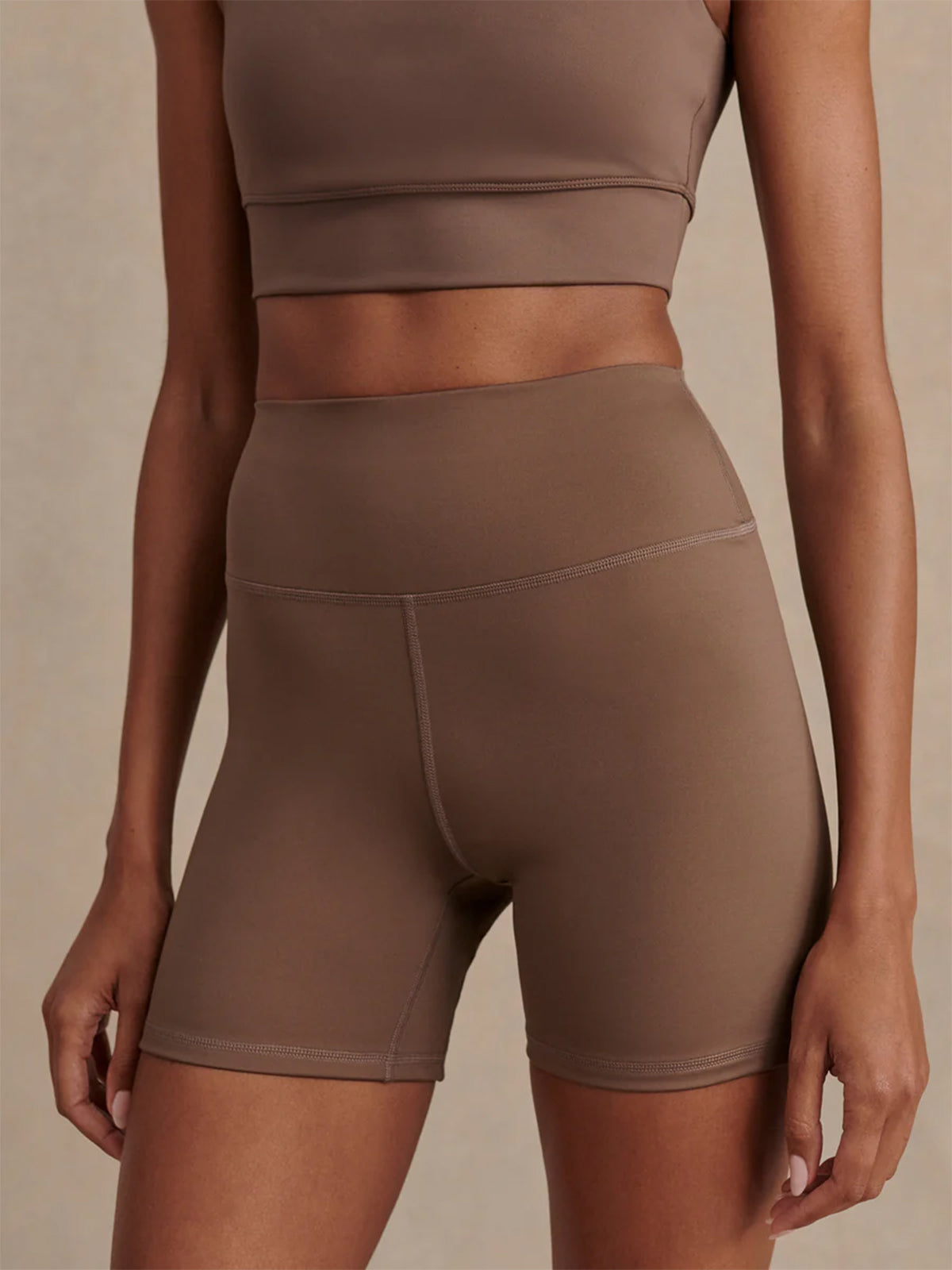 Coffee Quartz Assure High Rise Shorts 5"