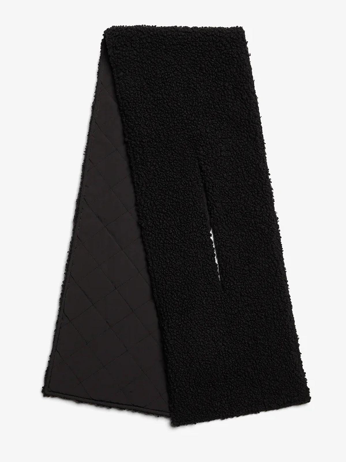 Black Coronet Quilt Sherpa Scarf