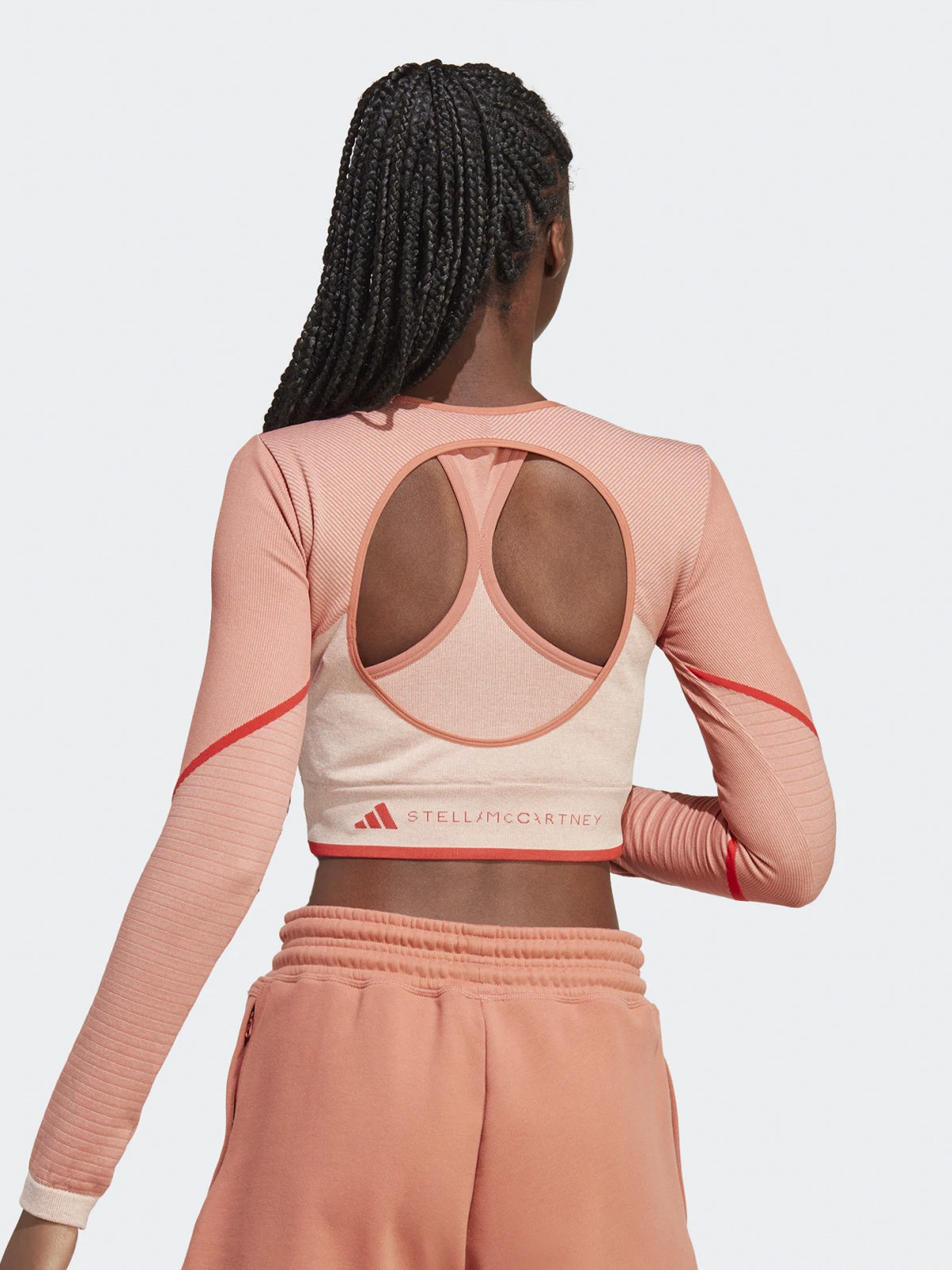 Magic Earth Seamless TrueStrength Crop Top