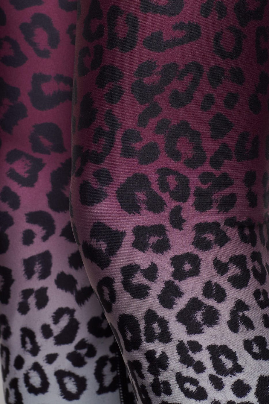 The Ombre Leopard Cinched Waist 7/8 Leggings