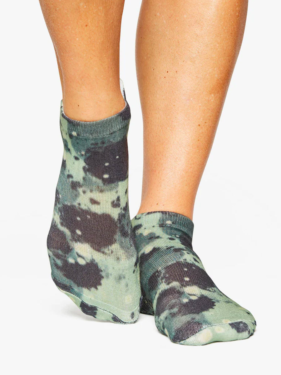 Camo Combat Grip Socks