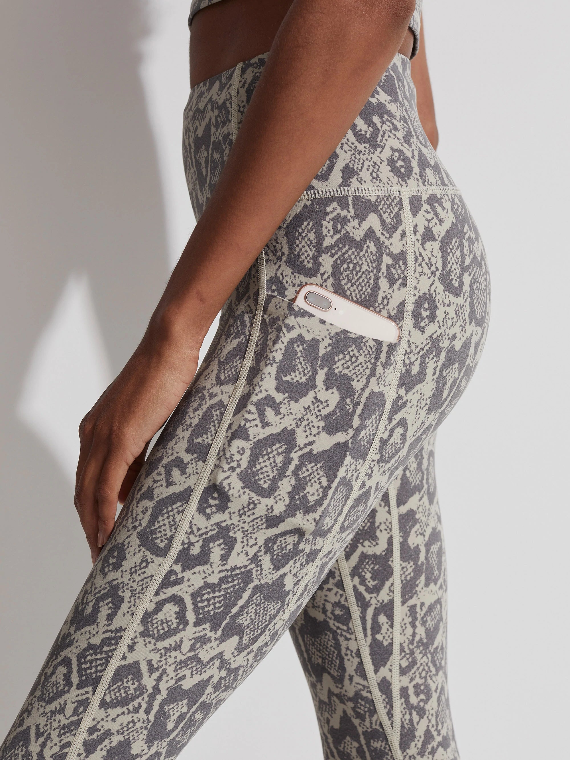 Sage Snake Noise Let&#39;s Go Running Leggings